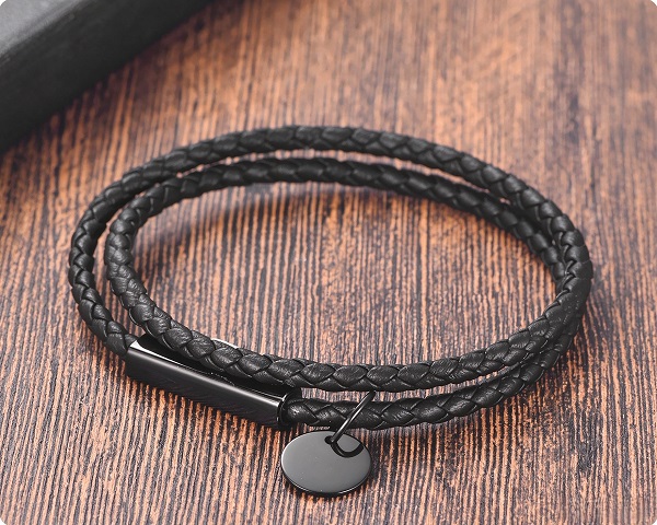 LEATHER CHARM BRACELET