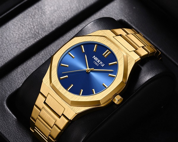 ELEGANT WATCH